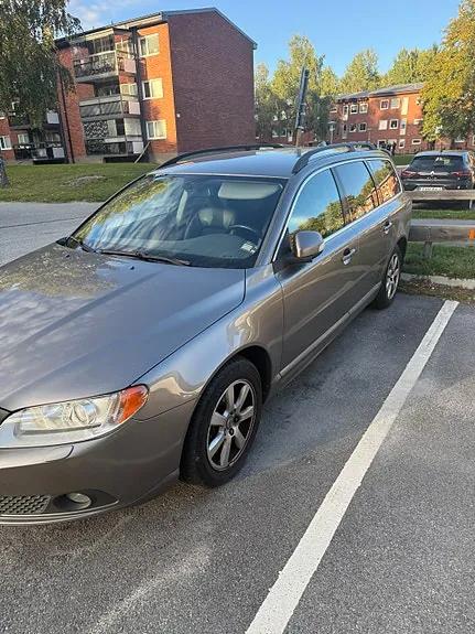 Volvo V70 2011 photo 4