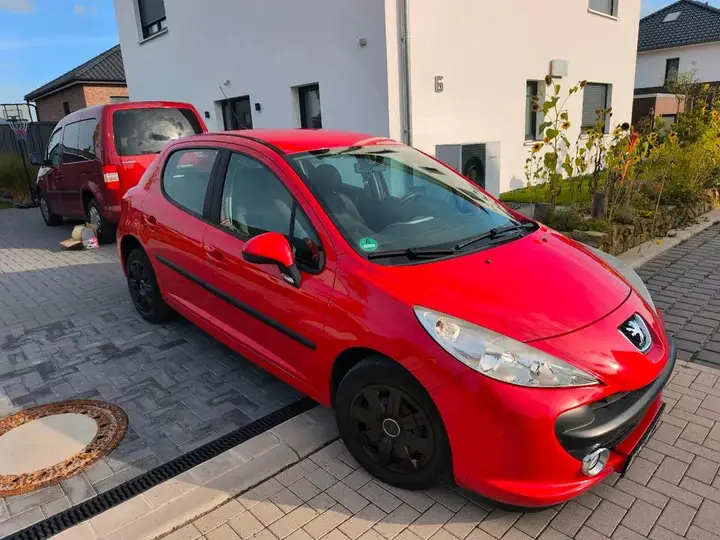 Peugeot 207