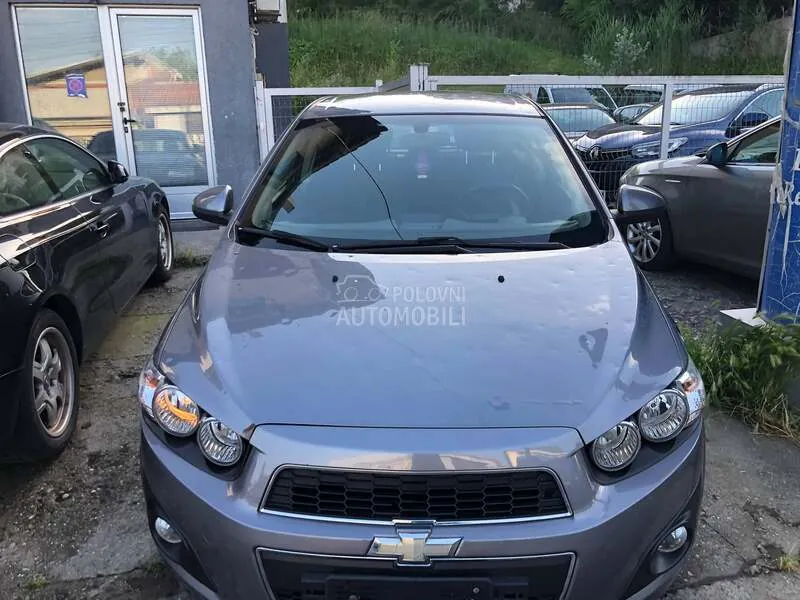 Chevrolet Aveo 2011 photo 2