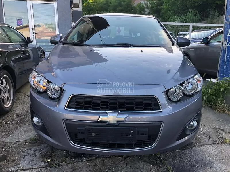 Chevrolet Aveo 2011 photo 3