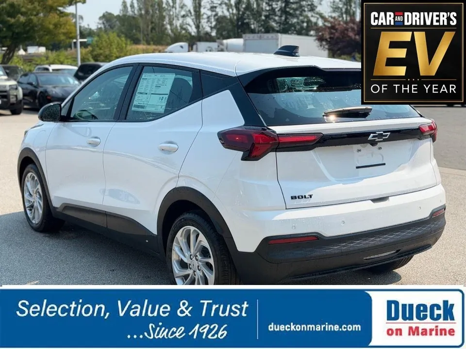 Chevrolet Bolt 2027 photo 5