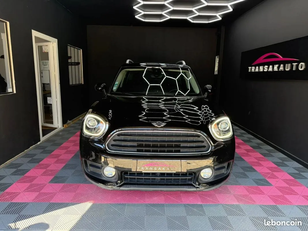 Mini Countryman 2018 photo 2