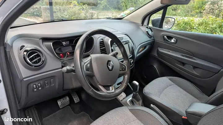 Renault Captur 2019 photo 3