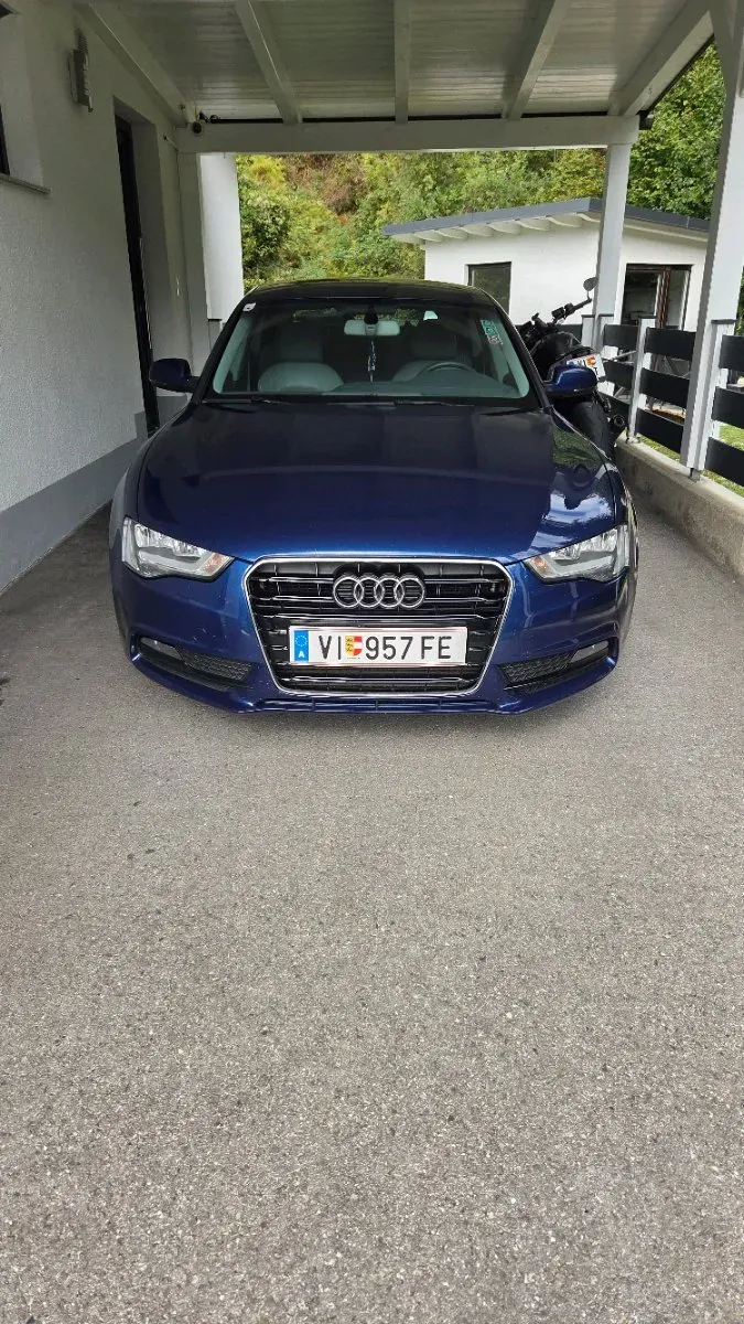 Audi A5 2013 photo 2
