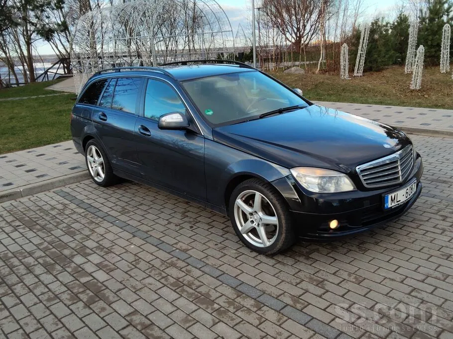 Mercedes-Benz C220
