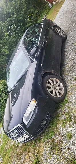 Audi A4 2006 photo 2