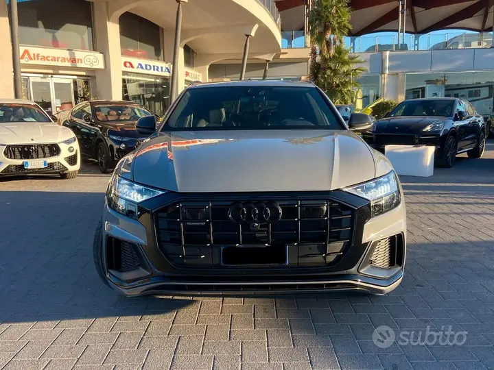 Audi Q8 2023 photo 2