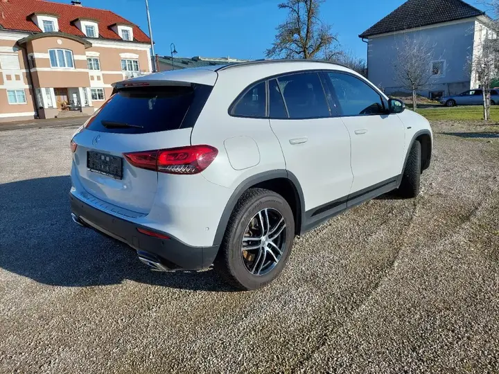 Mercedes-Benz Gla 2021 photo 3