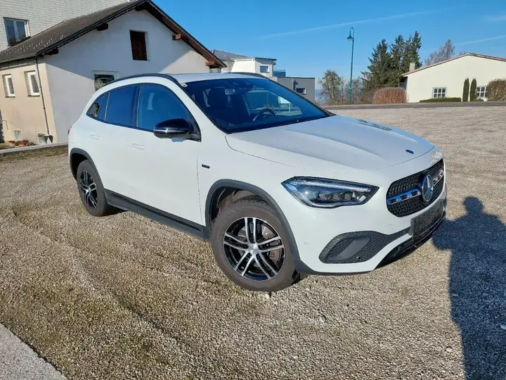 Mercedes-Benz Gla 2021 photo 2