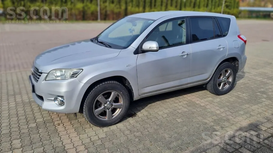 Toyota Rav4 2013 photo 4