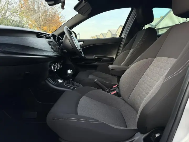 Alfa Romeo Giulietta 2019 photo 4