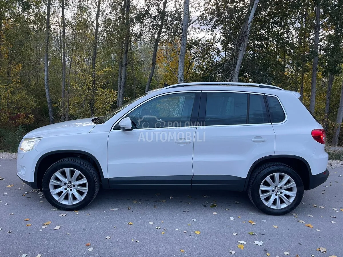 Volkswagen Tiguan 2011 photo 2