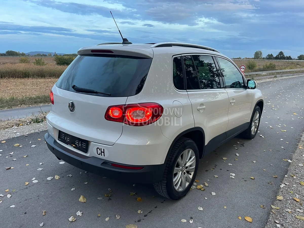 Volkswagen Tiguan 2011 photo 5