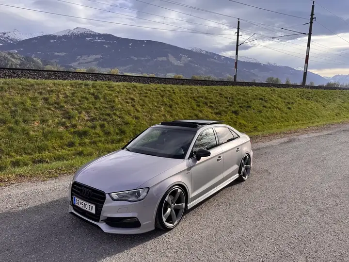Audi A3 2015 photo 2