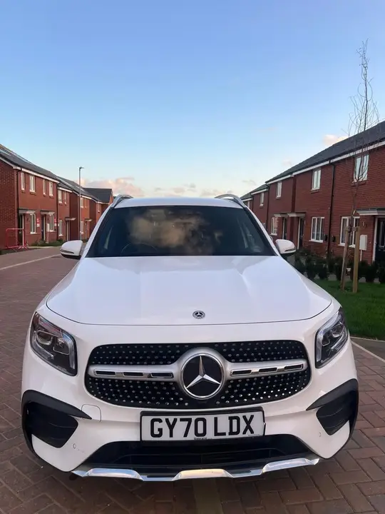 Mercedes-Benz Glb