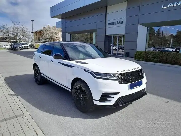 Land Rover Range Rover Velar 2022 photo 3