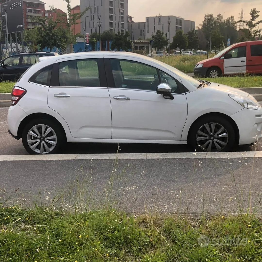 Citroen C3 2013 photo 2