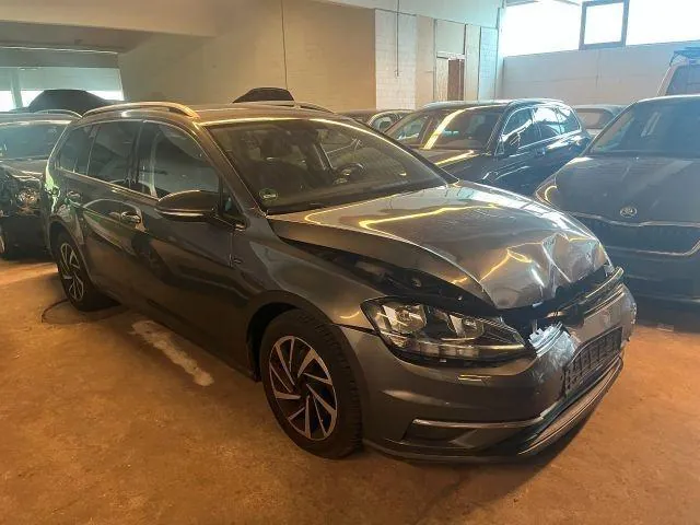 Volkswagen Golf Vii