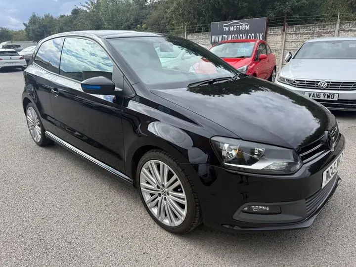 Volkswagen Polo 2015 photo 4