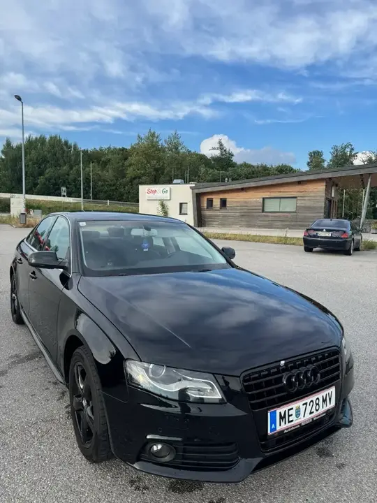 Audi A4 2011 photo 3