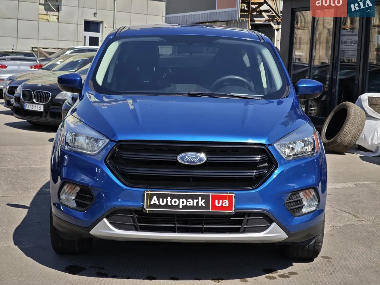 Ford Escape 2019 photo 2