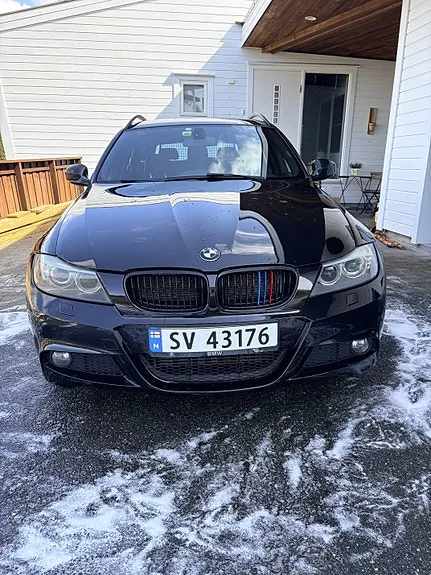 BMW 320D 2010 photo 3