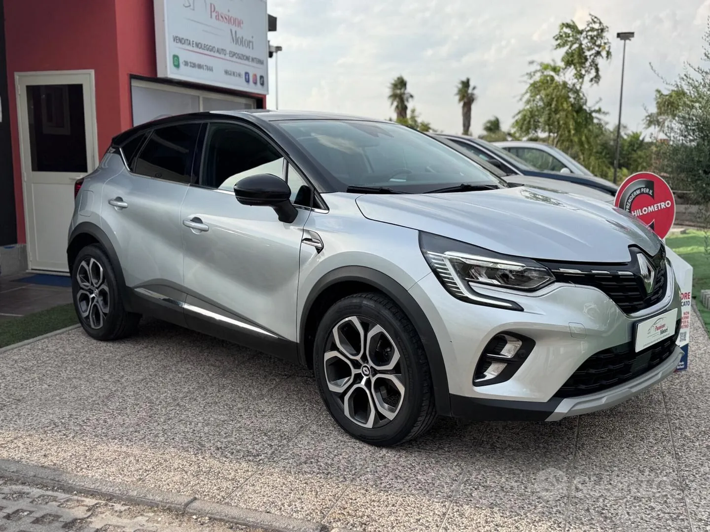 Renault Captur 2023 photo 3