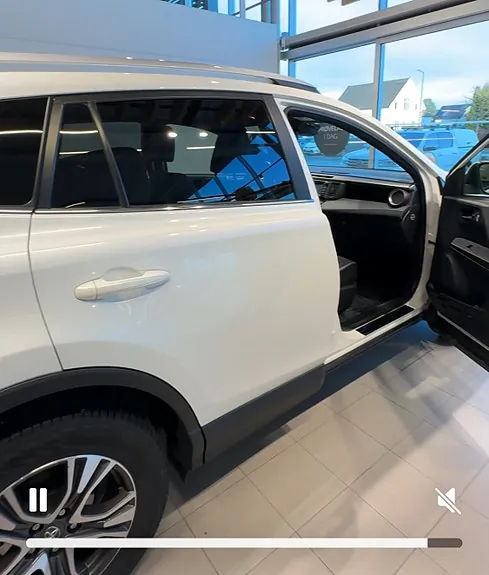Toyota Rav4 2016 photo 2