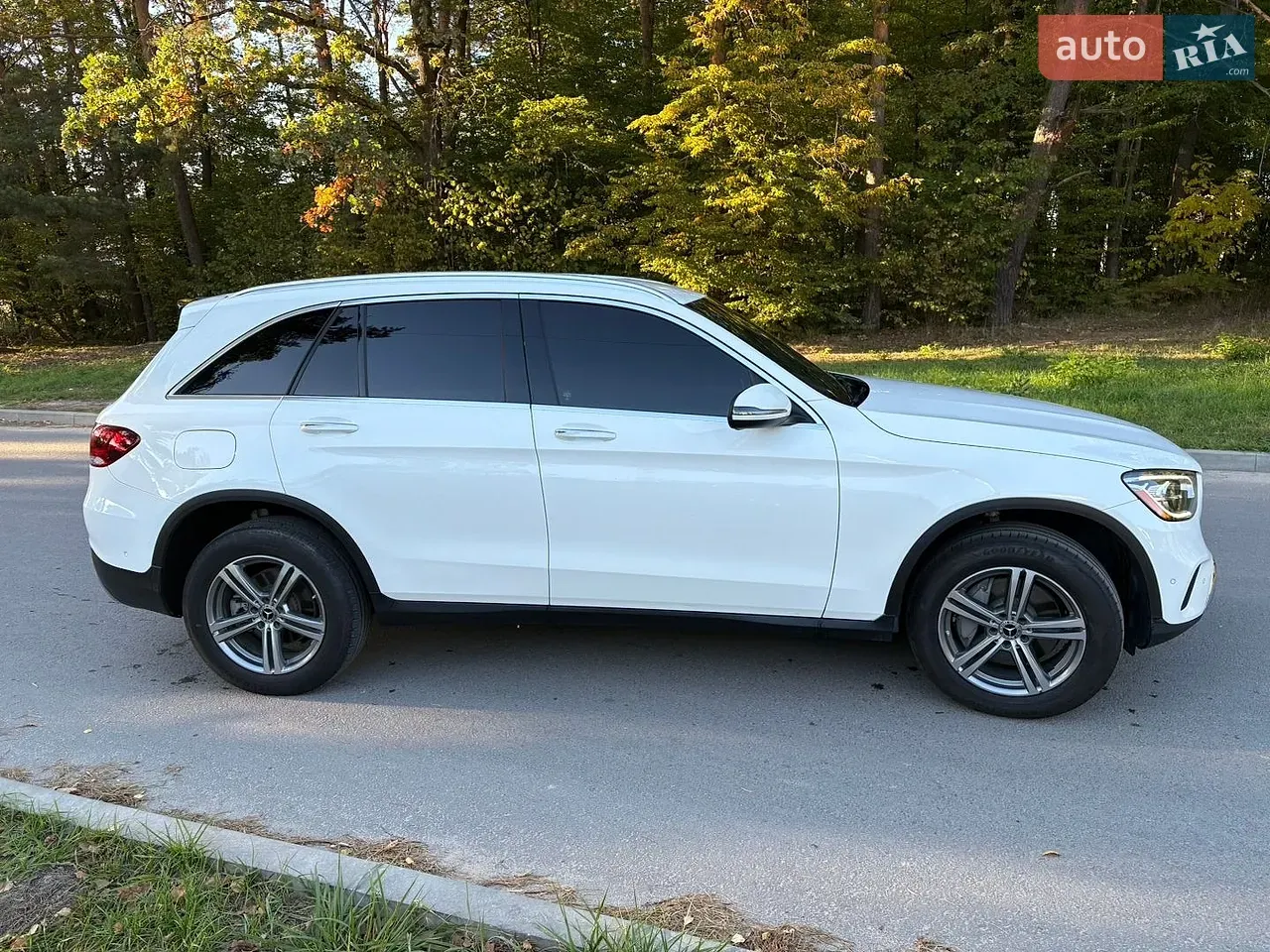 Mercedes-Benz Glc-Class 2022 photo 4