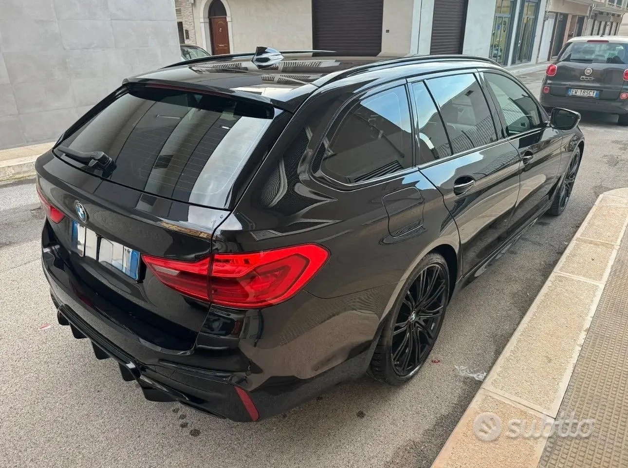 BMW 5 Series 2018 photo 2