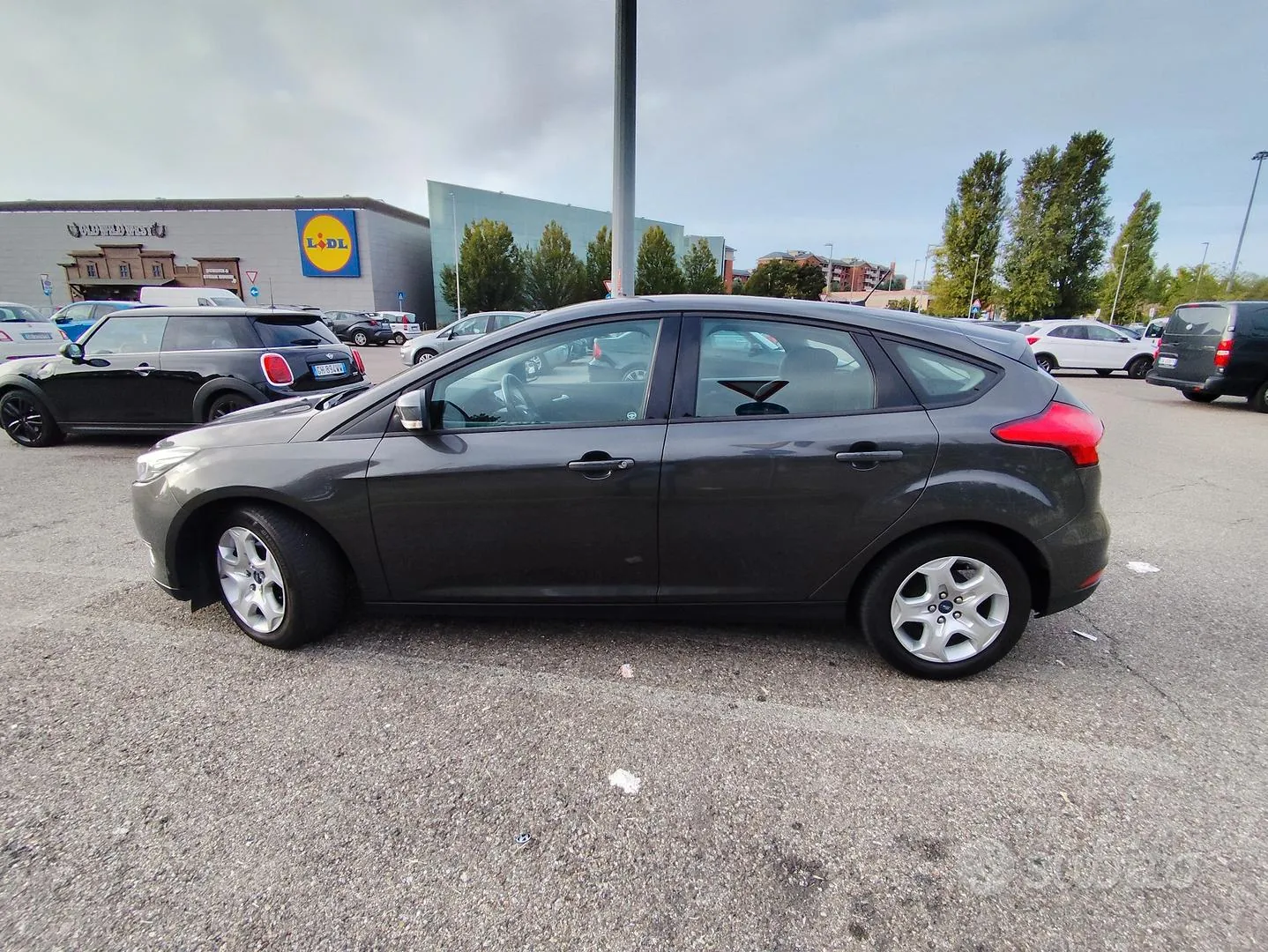 Ford Focus 2017 photo 2