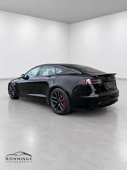 Tesla Model S 2023 photo 2