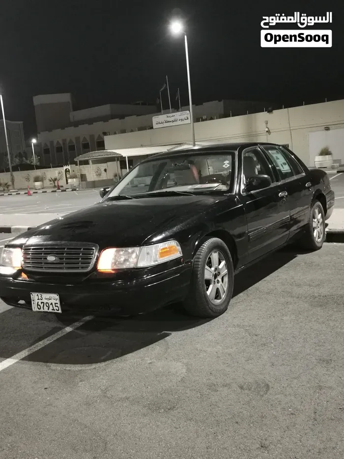 Ford Crown Victoria