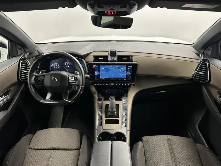 DS Automobiles 7 Crossback 2020 photo 2