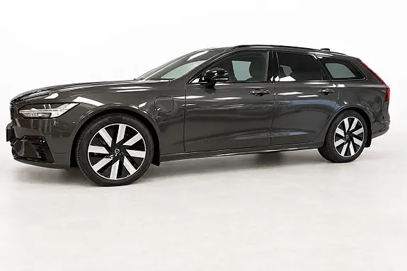 Volvo V90 2025 photo 3