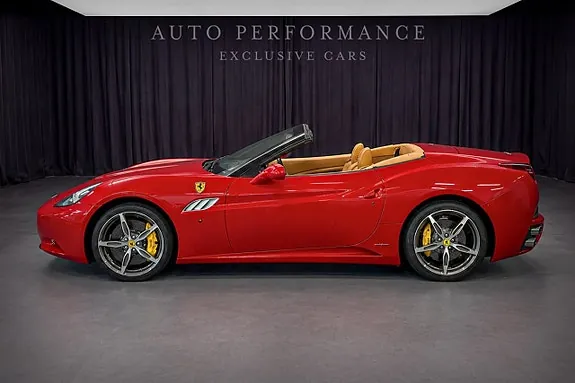 Ferrari California 30 2013 photo 2