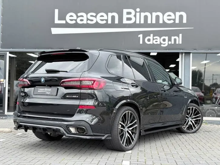 BMW X5 2023 photo 2