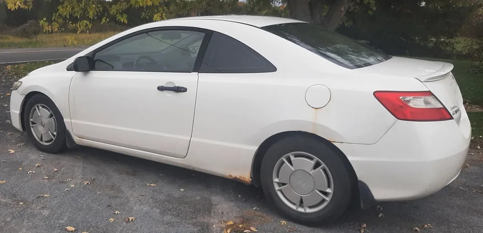 Honda Civic 2010 photo 2