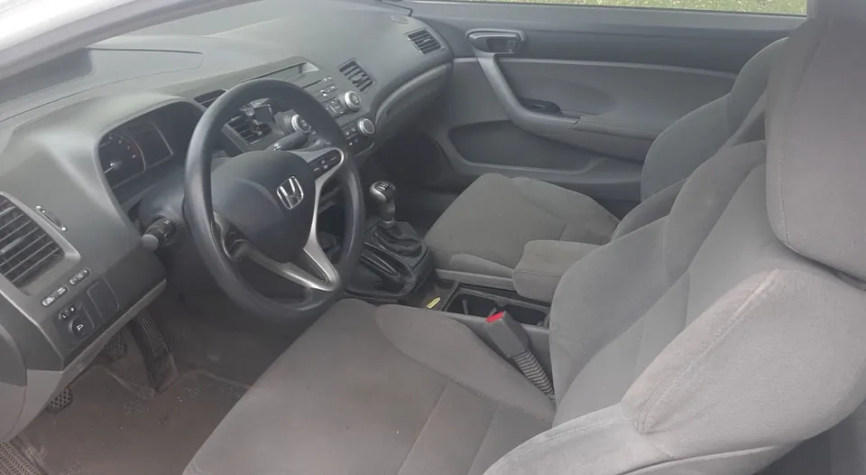 Honda Civic 2010 photo 5