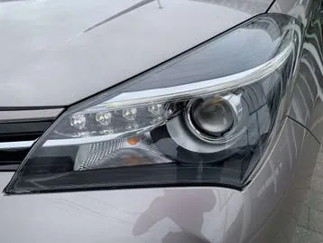 Toyota Yaris 2015 photo 2