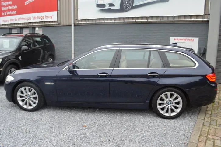 BMW 5 Series 2011 photo 3