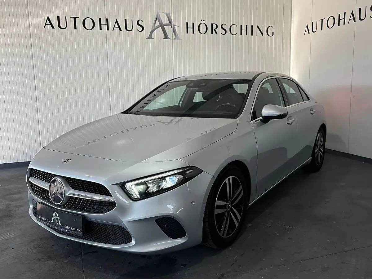 Mercedes-Benz A-Class 2020 photo 3