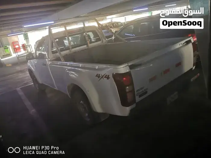 Isuzu Other 2017 photo 2