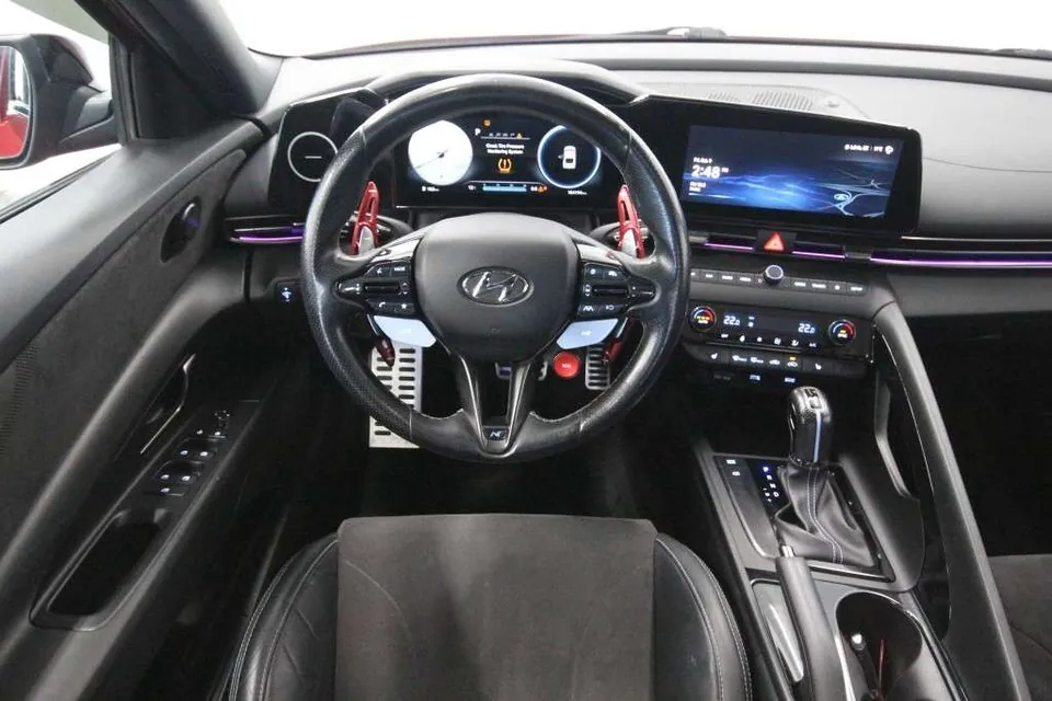 Hyundai Elantra 2022 photo 3