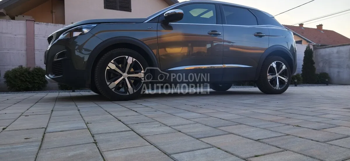 Peugeot 3008 2019 photo 4