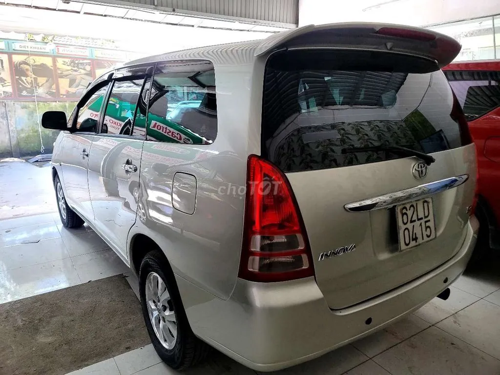 Toyota Innova 2007 photo 4