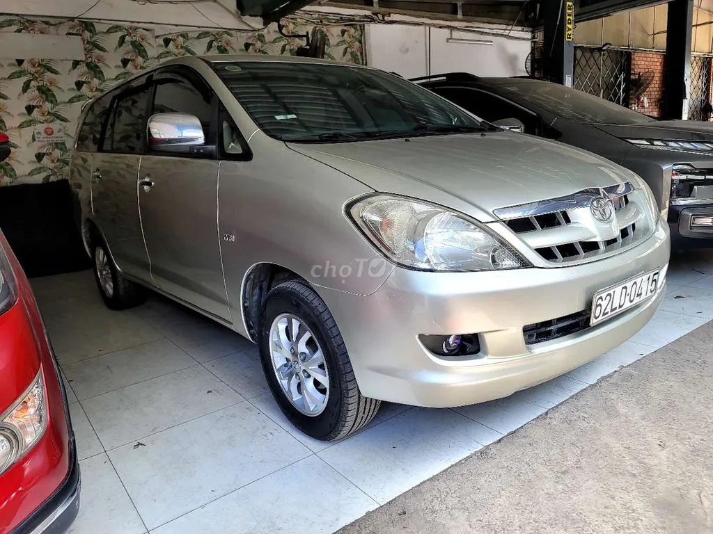 Toyota Innova 2007 photo 2