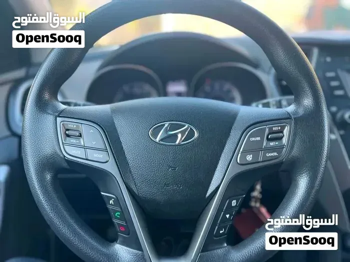 Hyundai Santa Fe 2016 photo 3