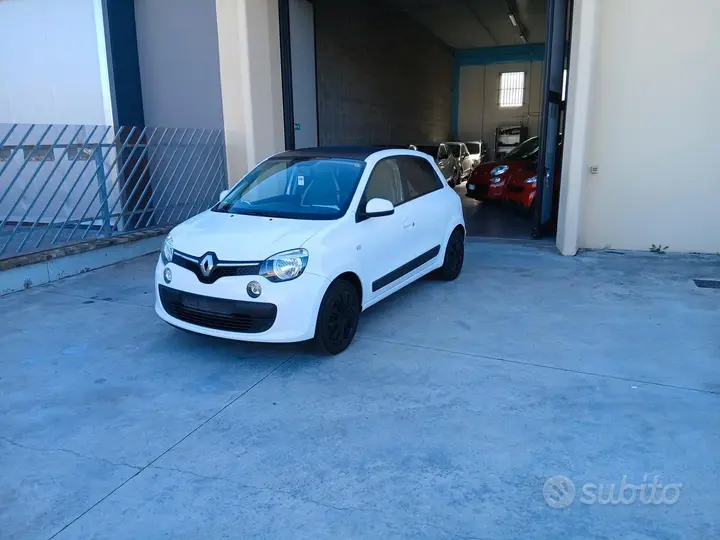 Renault Twingo 2015 photo 2
