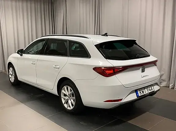 Seat Leon 2024 photo 4